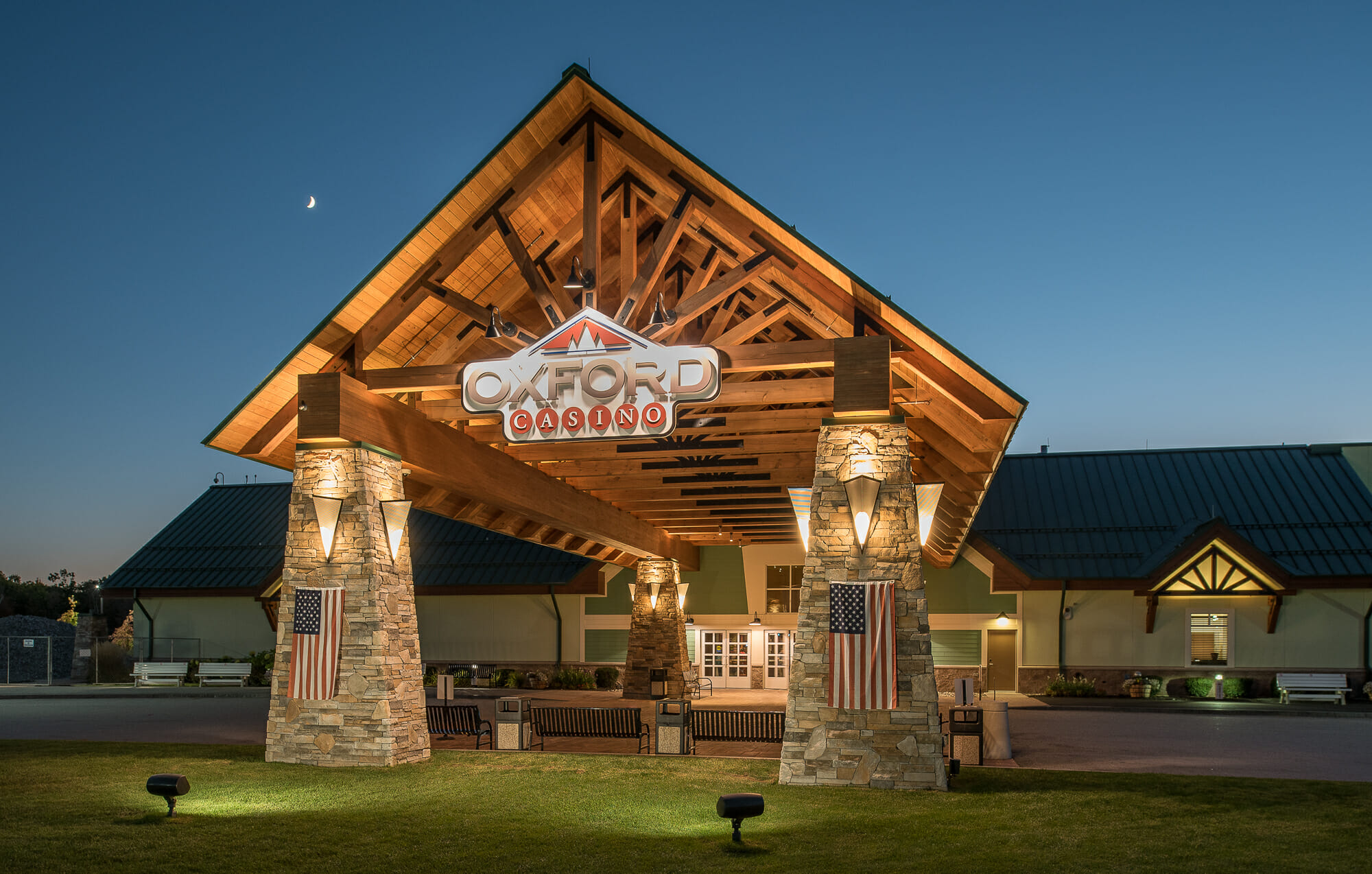 King Post Trusses with Steel plates in Porte Cochere Entry Way in the Oxford Casino