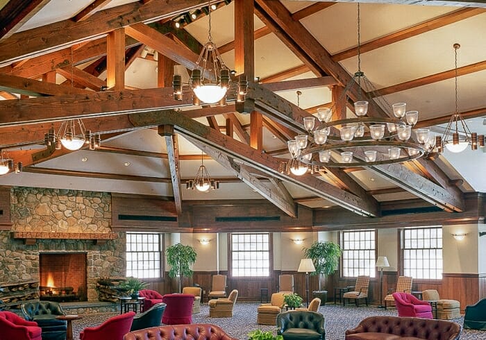 60' Heavy timber scissor trusses for an executive center in NY