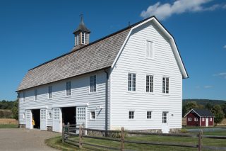 Gambrel roof barn