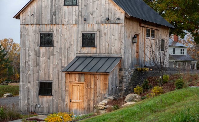 Picturesque Vermont barn on an autumn day.